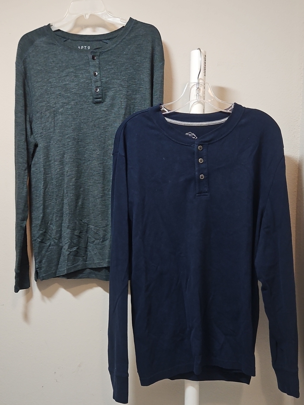 2 Sise Large Henley Shirts , Duo Navy & Teal